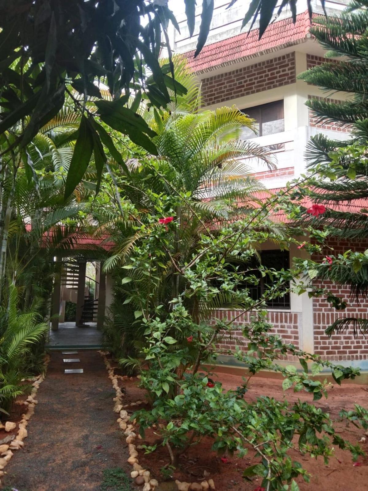 Suhana Guest House Auroville Exterior photo